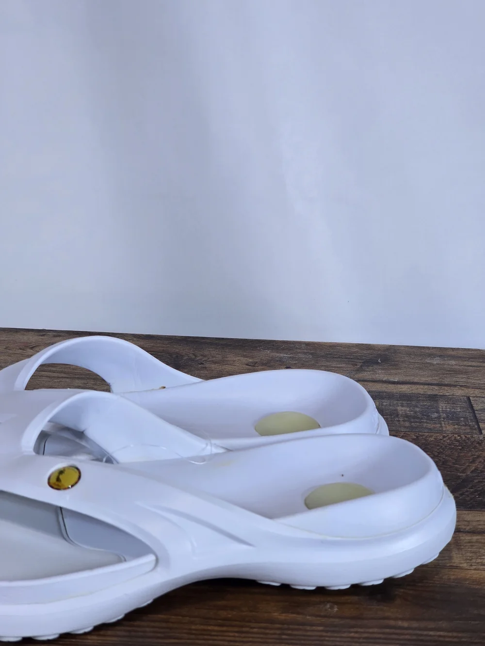 White Men's Comfy Flip Flops with Yellow Accent Size 9
